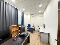 Tradehub 21 (D22), Office #567748951